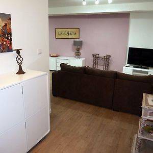 Appartement à 2 Chambres à Coucher