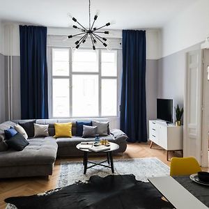 Sophie'S Art Home Broadway Budapest