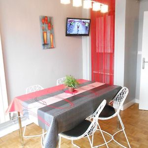 Appartement à 2 Chambres à Coucher