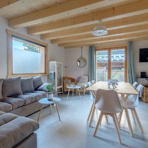 Appartement à 3 Chambres à Coucher