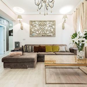 City Deluxe Apartment
