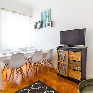Appartement à 3 Chambres à Coucher