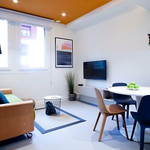 Appartement à 2 Chambres à Coucher
