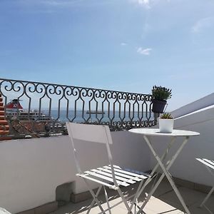 Little River View Triplex In Alfama