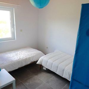 Appartement à 3 Chambres à Coucher