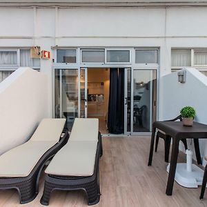 BmyGuest - Oura Beach Studios