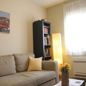 Sunny Apartment In The Heart Of Athens Preview Listing