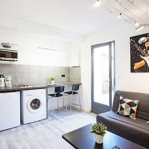 GregBnb - Studio moderne - CLIMATISÉ - Terrasse végétalisée