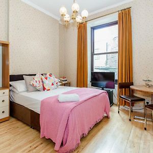 Private Bathroom Quadruple Room