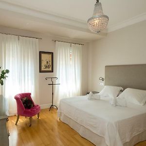 Appartement à 3 Chambres à Coucher