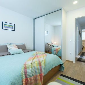 Spacious Modern Apartment Close To The Beach