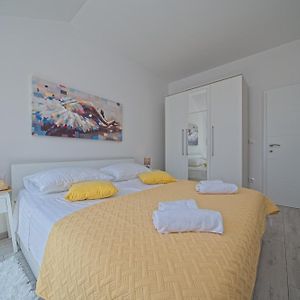Apartment Dvina