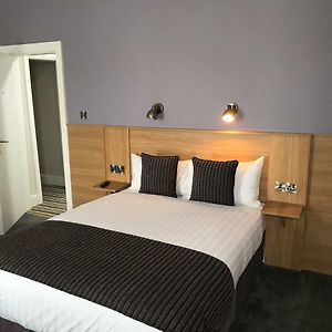 Private Bathroom Triple Room