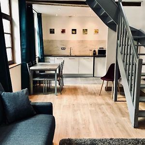 Appartement à 2 Chambres à Coucher