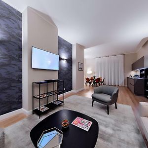 Appartement à 3 Chambres à Coucher