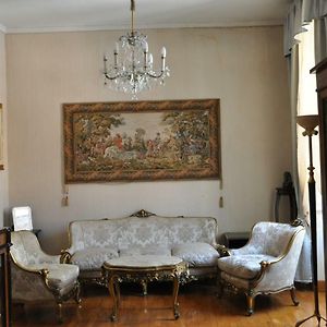 Appartement à 3 Chambres à Coucher
