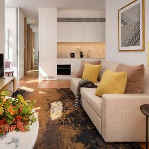 Appartement de Luxe à 2 Chambres à Coucher