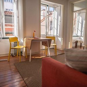 Appartement à 3 Chambres à Coucher