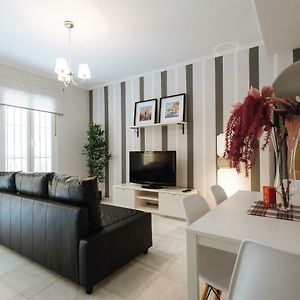 Appartement à 3 Chambres à Coucher