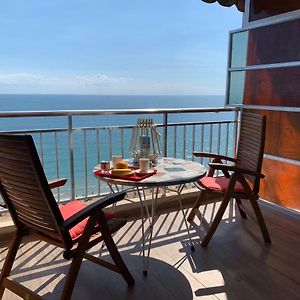 Apartamento Con Vistas Al Mar Primera Linea De Playa Del Postiguet