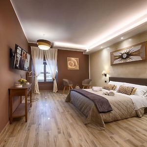 Torino Vacancy 3 - Elegant & Romantic House With A View Of Piazza Vittorio/Gran Madre