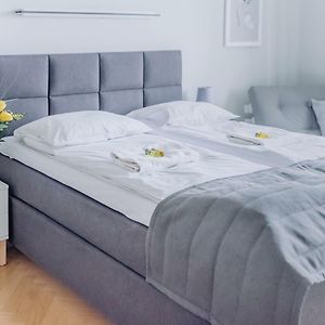 Appartement à 2 Chambres à Coucher