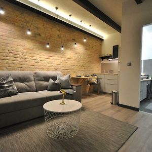 Krane Apartments