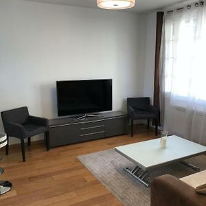 Appartement à 2 Chambres à Coucher