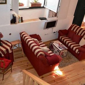 Bairro Alto House, By Timecooler