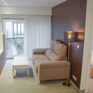 Modern & Spacious Apartment Near La Concha Bay