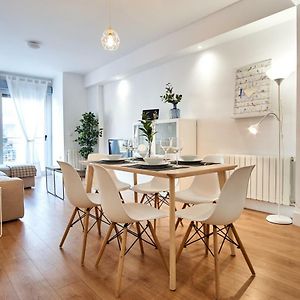 Appartement à 3 Chambres à Coucher
