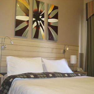 Suite à 2 Chambres à Coucher