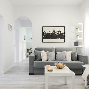 Appartement à 3 Chambres à Coucher