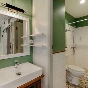 Private Private Bathroom Room