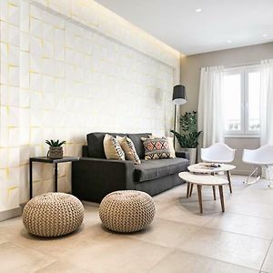 Modern Design Acropolis Flat