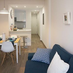 Appartement à 3 Chambres à Coucher