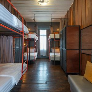 Dormitory Room Mixed