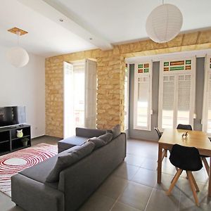 Appartement à 3 Chambres à Coucher