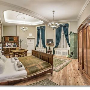 Budapest Art Nouveau Apartment