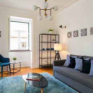 Appartement à 2 Chambres à Coucher