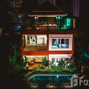 Private Pool & Jacuzzi Villa, Phratumnak, Pattaya - 600M From The Beach, 711 Nearby
