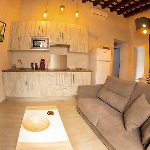 Cdz - Poniente, Intimo Apartamento En El Corazon De Cadiz