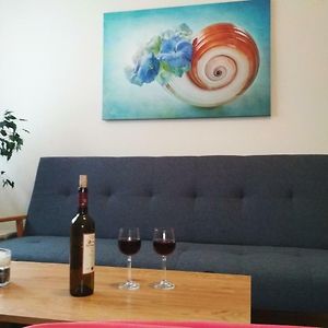 Appartement à 2 Chambres à Coucher