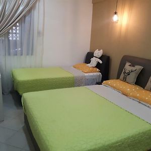 Appartement à 3 Chambres à Coucher