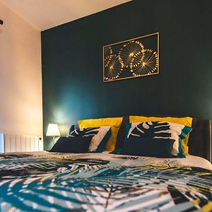 Chic B&B + Balcony - Hyper Center