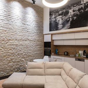 Appartement à 3 Chambres à Coucher