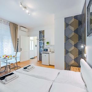 Appartement à 2 Chambres à Coucher
