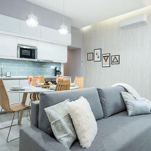 Appartement à 2 Chambres à Coucher