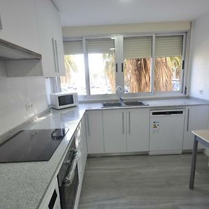 Appartement à 3 Chambres à Coucher
