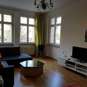 Appartement à 2 Chambres à Coucher